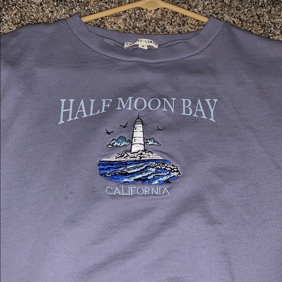 Half Moon Bay Crewneck - Picture 2 of 4